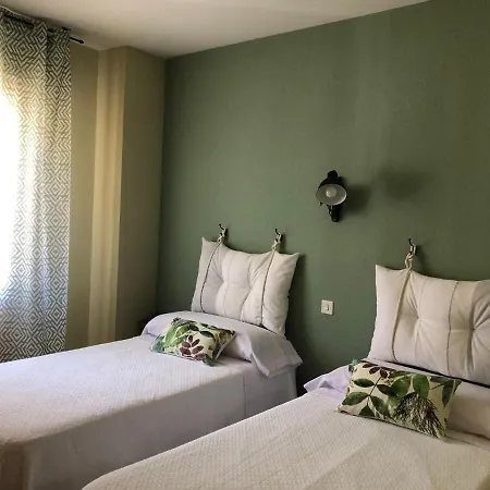 La Terraza De Mari Luz קנדלדה